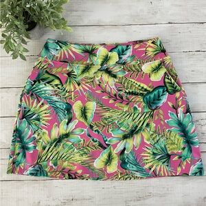 Tommy Bahama Pink & Green Tropical Skirt with shorts under. Pockets active skort